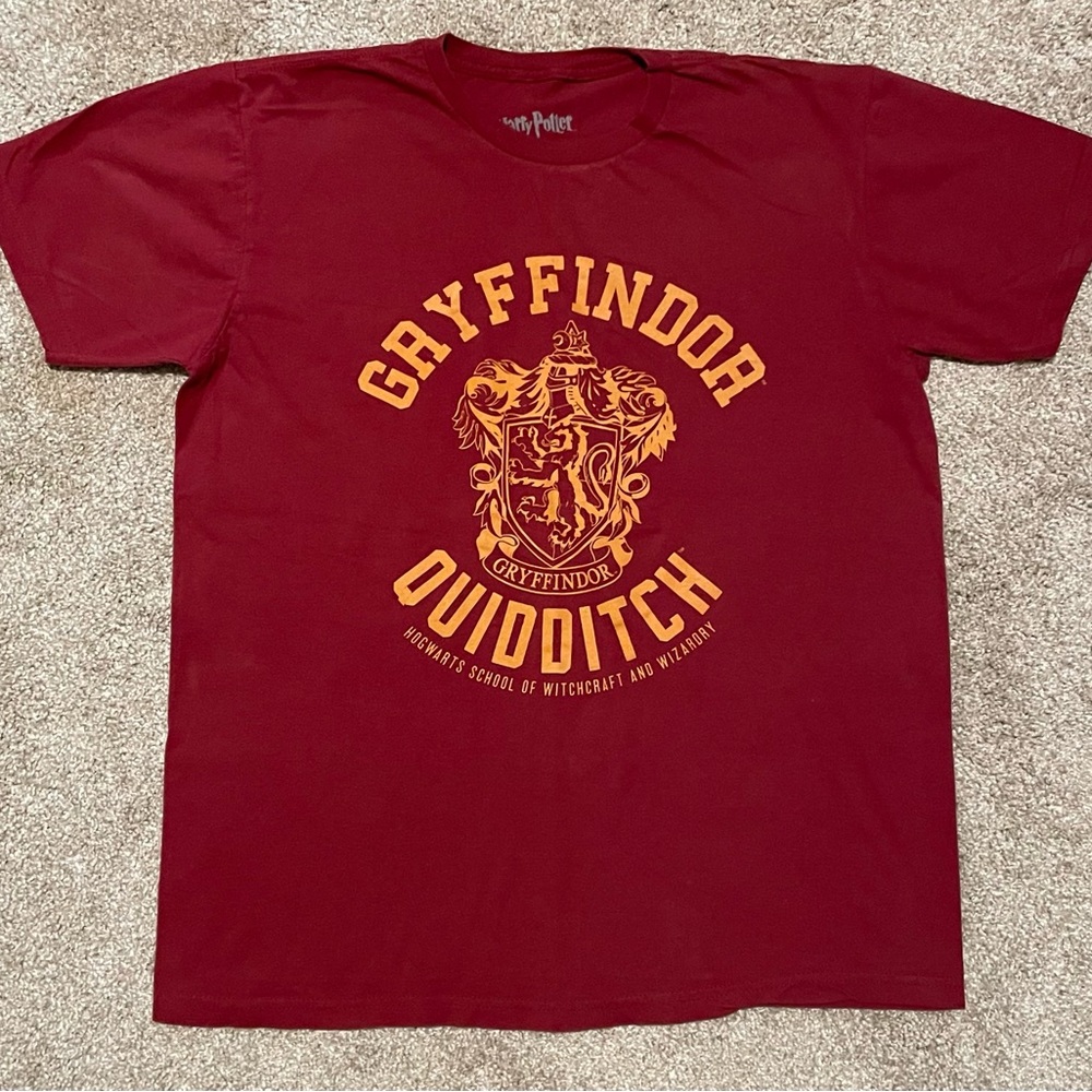 Warner Bros. Harry Potter Red Tee